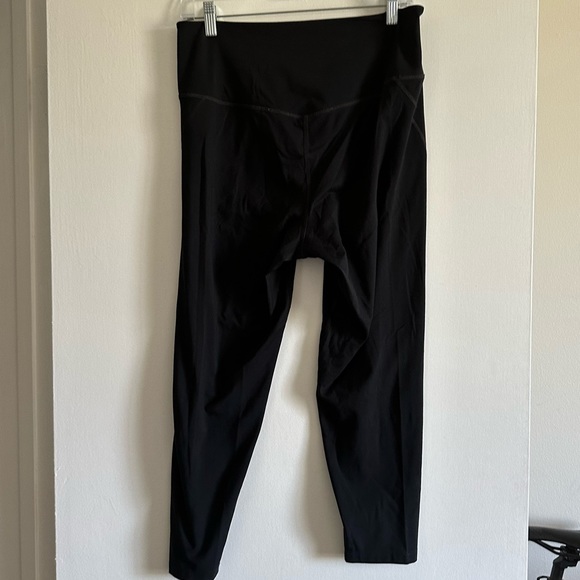 Girlfriend Collective Black Athletic Cropped Recycled Leggings size XL EUC - Picture 4 of 8